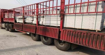 大连 白麻荔枝面外墙干挂，工厂装车日常