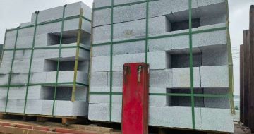 大连 芝麻白花岗岩路沿石，平石，路侧石，马路牙子，路缘石，立缘石，平缘石等