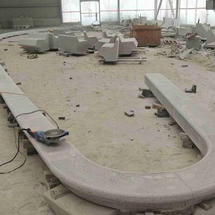 大连 芝麻白花岗岩弧形花坛石，坐凳石