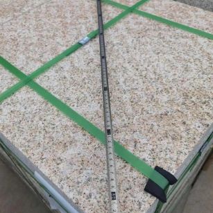 大连 黄金麻火烧面地铺石