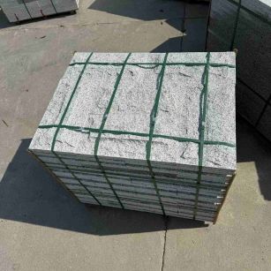 大连 白麻花岗岩石材自然面蘑菇石成品