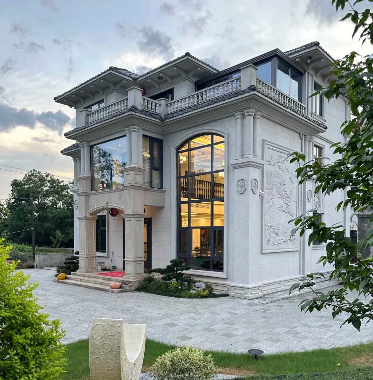 大连 白麻花岗岩私人别墅干挂石材豪华定制