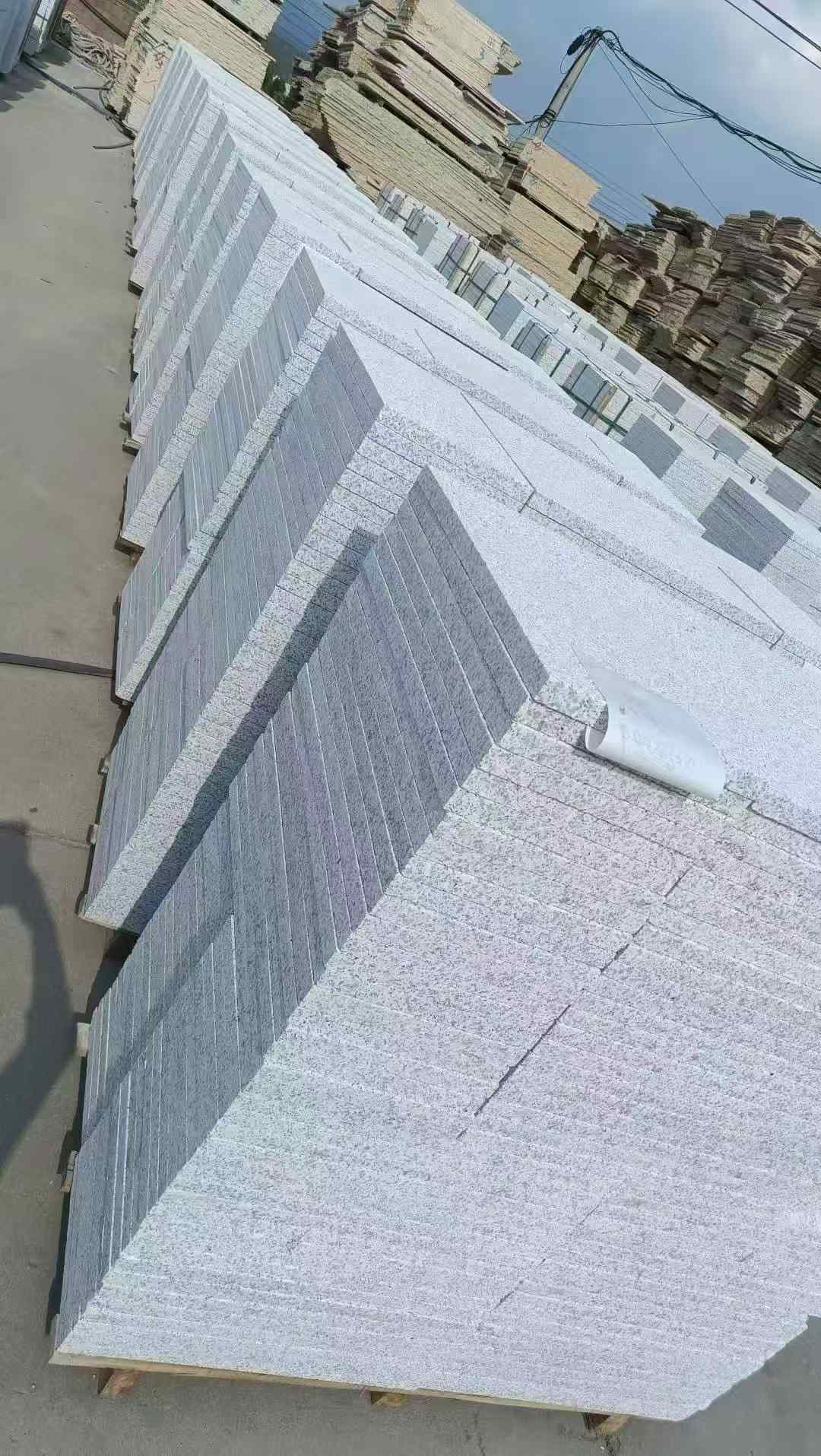 大连 白麻荔枝面花岗岩地铺石