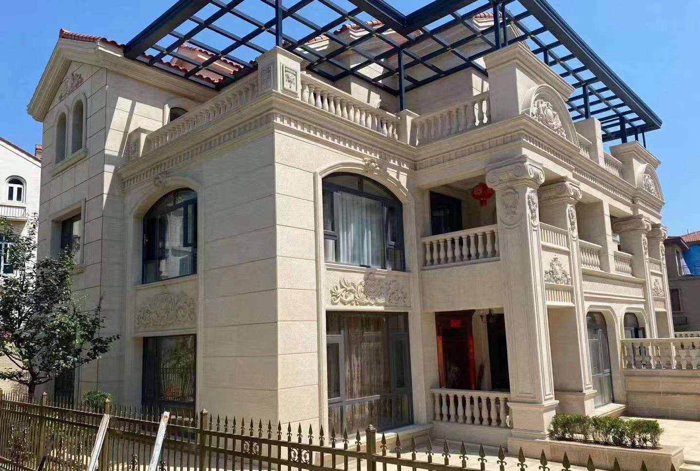 大连 黄金麻花岗岩荔枝面别墅外墙干挂