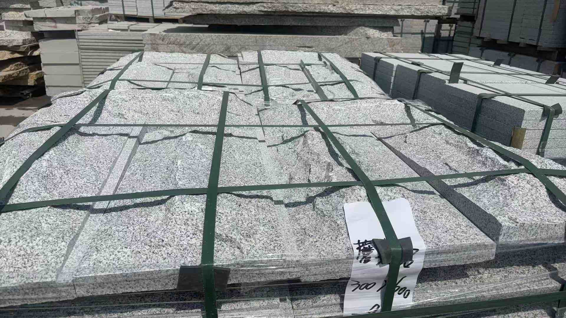 大连 芝麻白蘑菇石成品