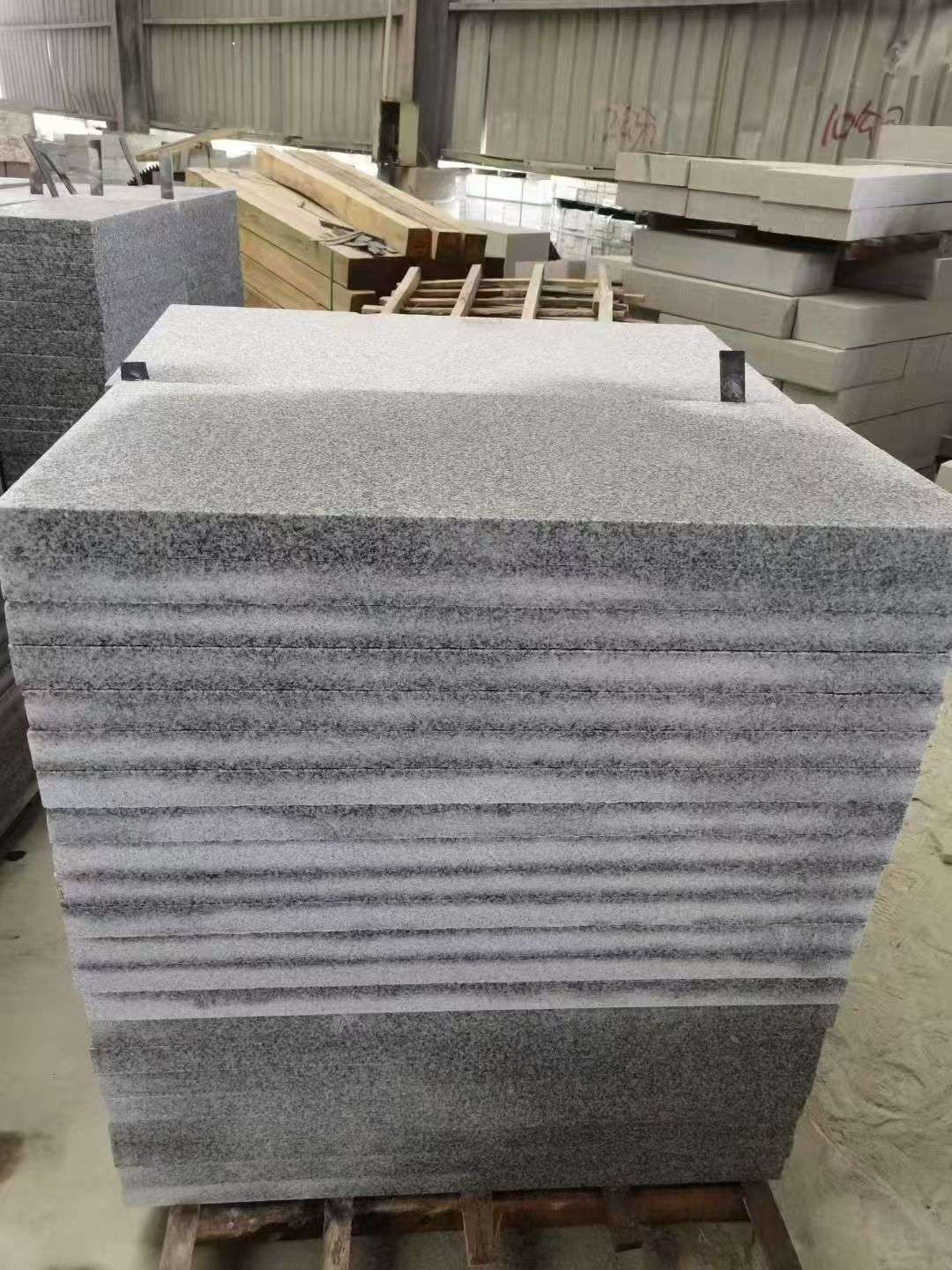 大连 芝麻白5公分火烧地铺成品，900*400，规格可定制